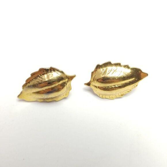 Vintage Gold Tone Puffy Leaf Shape Clip On Screw Back Earrings, Retro, Shiny - Picture 2 of 6